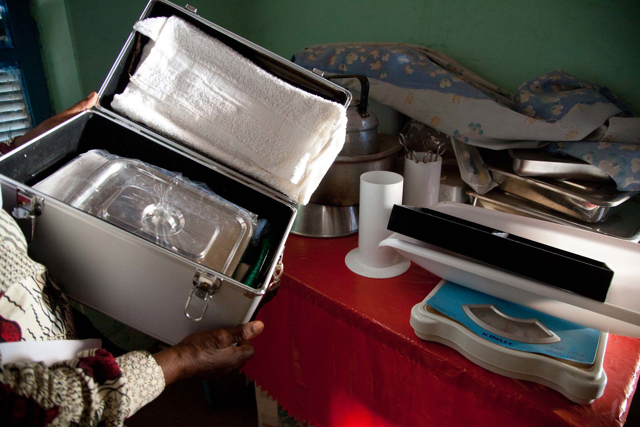 medical kit and equiptment for midwives